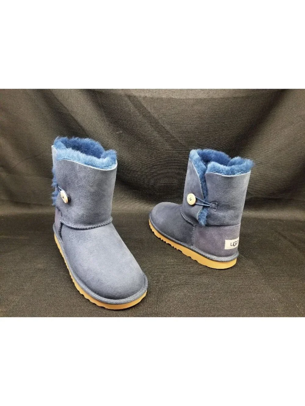 UGG Girls K Bailey Button II Water-Resistant Boots Navy Size 5 NEW IN BOX!